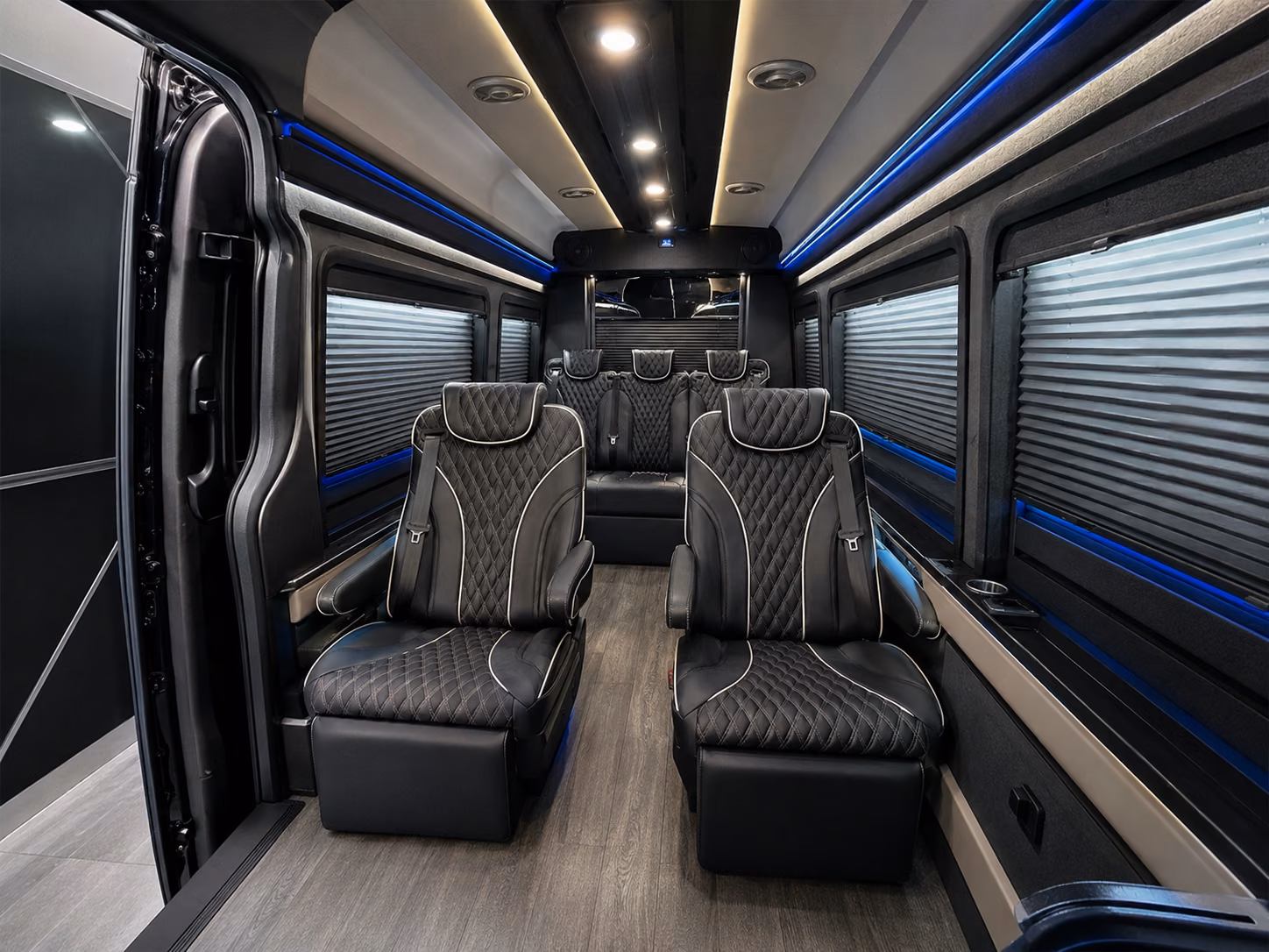 casino resort shuttle buses from reno tahoe airport to downtown properties