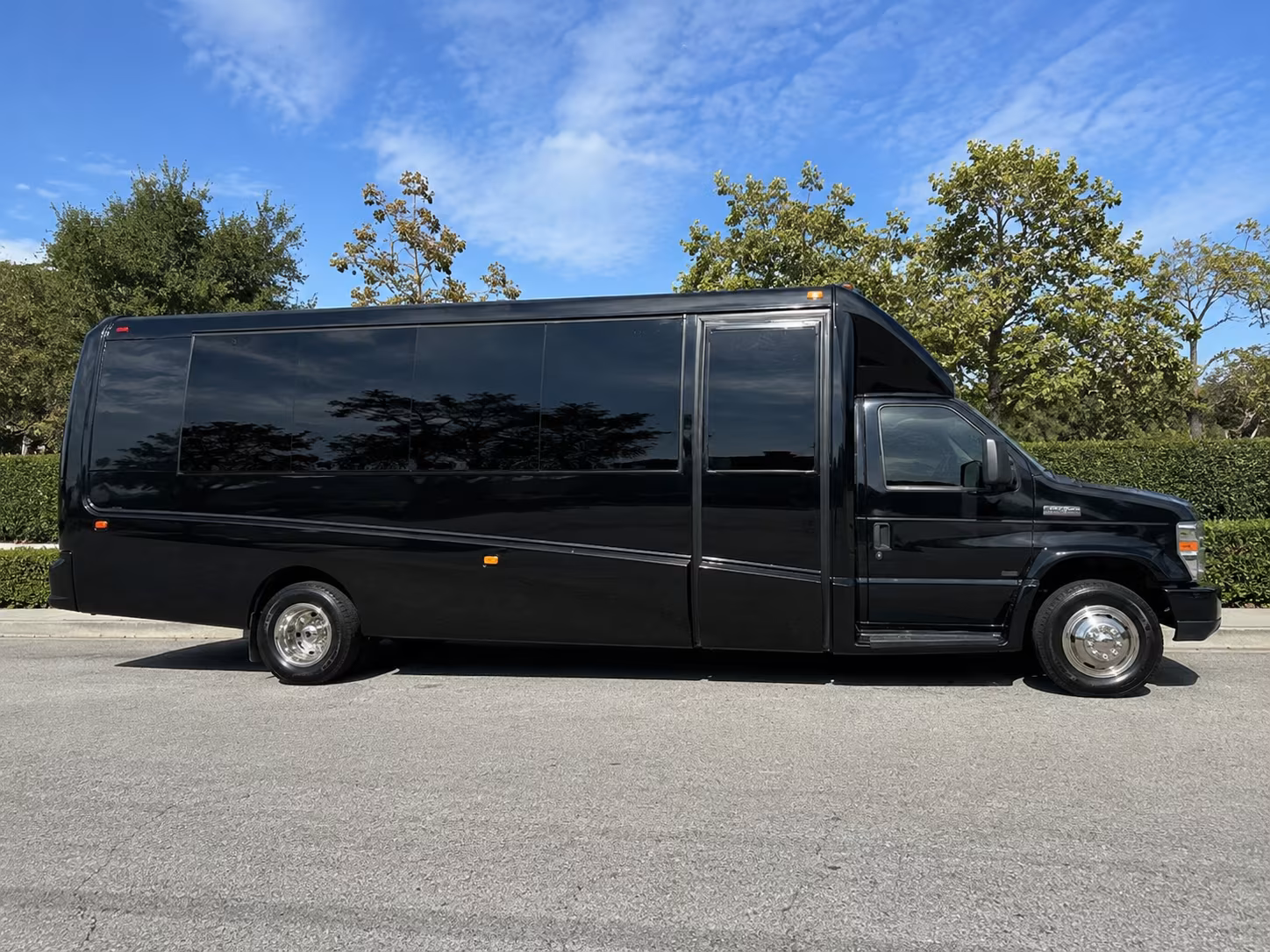 charter buses to grand sierra resort concerts and shows