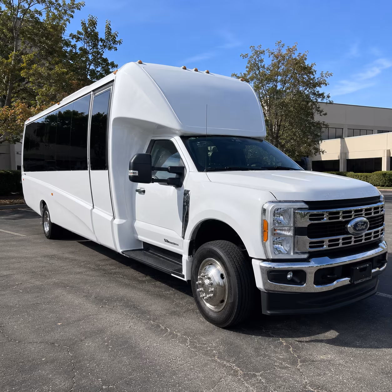 employee shuttle buses for reno s growing business districts