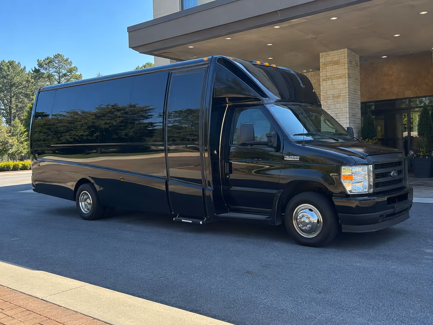 festival shuttle buses for hot august nights and artown in reno